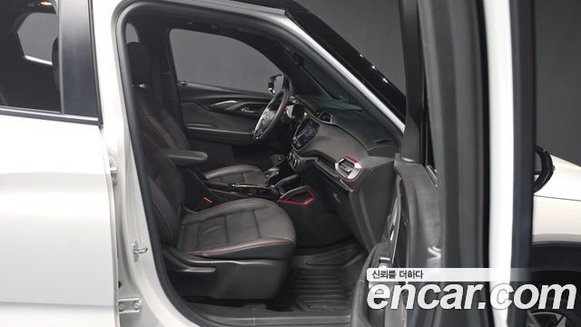 ChevroletGMDaewoo Trailblazer 2022 — photo 17