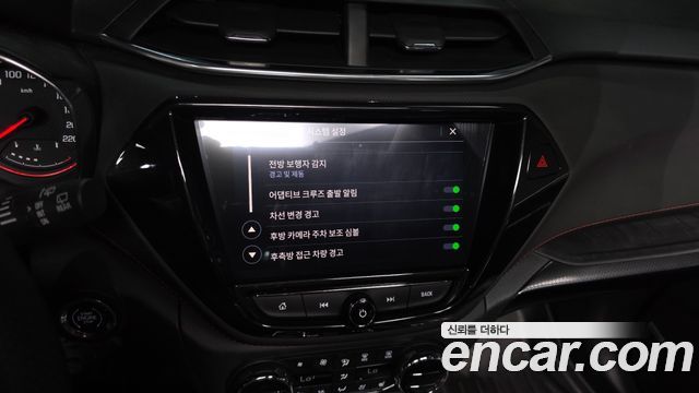 ChevroletGMDaewoo Trailblazer 2022 — photo 22