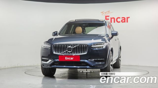 Volvo XC90 2023 — photo 3