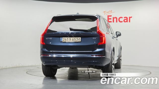 Volvo XC90 2023 — photo 4