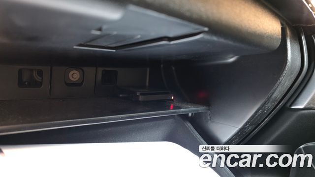 Volvo XC90 2023 — photo 17