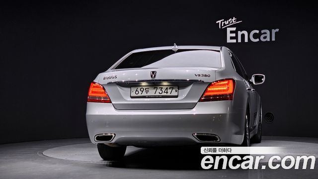 Hyundai Equus 2015 — photo 4