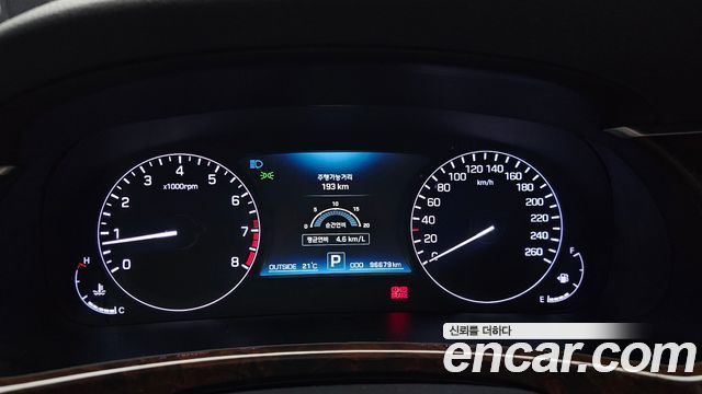 Hyundai Equus 2015 — photo 11