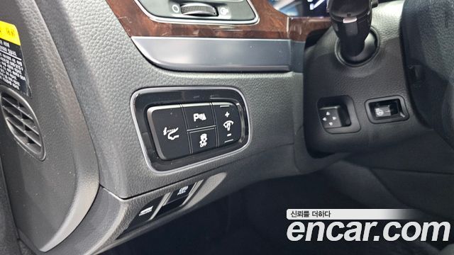Hyundai Equus 2015 — photo 22