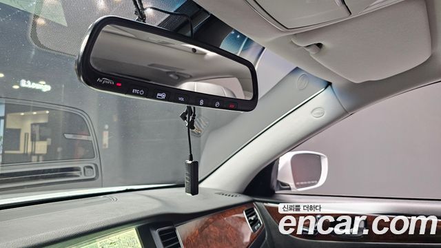 Hyundai Equus 2015 — photo 27