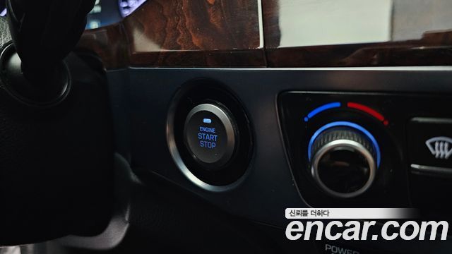 Hyundai Equus 2015 — photo 29