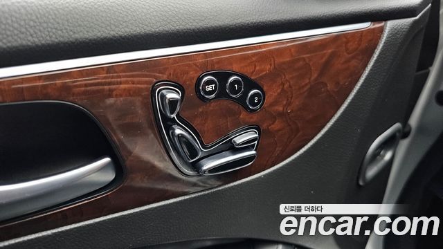 Hyundai Equus 2015 — photo 31