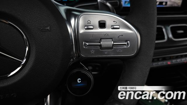 Mercedes-Benz GLE-Class 2023 — photo 26