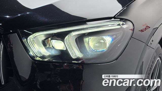 Mercedes-Benz GLE-Class 2023 — photo 8