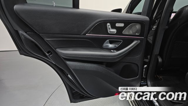 Mercedes-Benz GLE-Class 2023 — photo 15