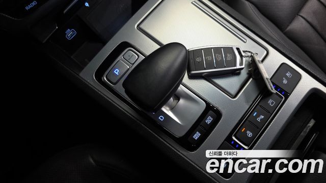 Genesis G80 2019 — photo 12