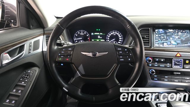 Genesis G80 2019 — photo 18