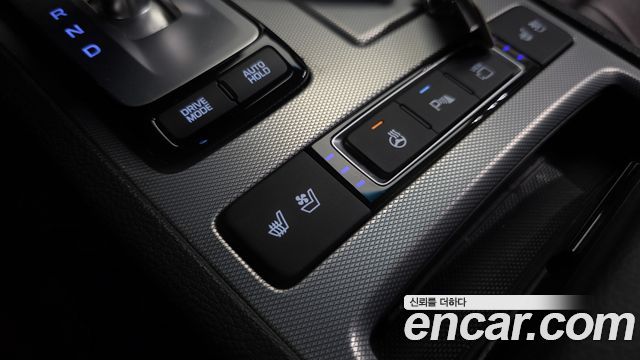 Genesis G80 2019 — photo 22