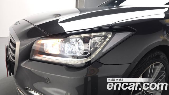Genesis G80 2019 — photo 8