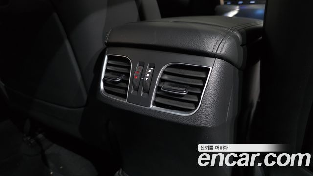 Genesis G80 2019 — photo 31