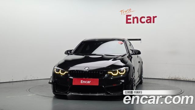 BMW M4 2018 — photo 3