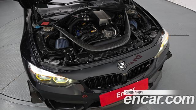 BMW M4 2018 — photo 6