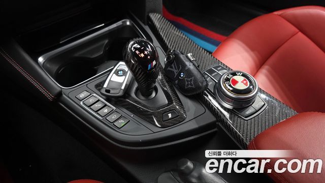 BMW M4 2018 — photo 12