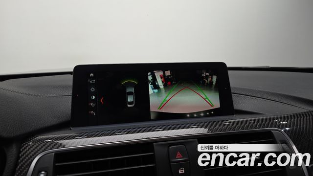 BMW M4 2018 — photo 21