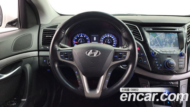 Hyundai i40 2014 — photo 12