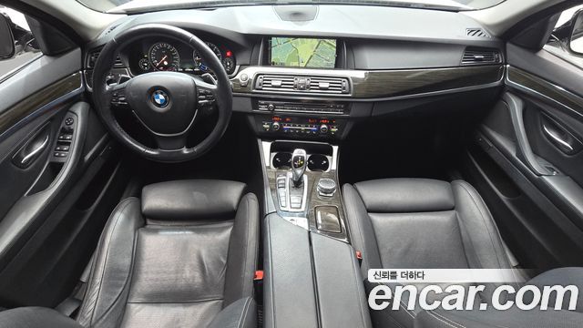 BMW 5-Series 2016 — photo 7