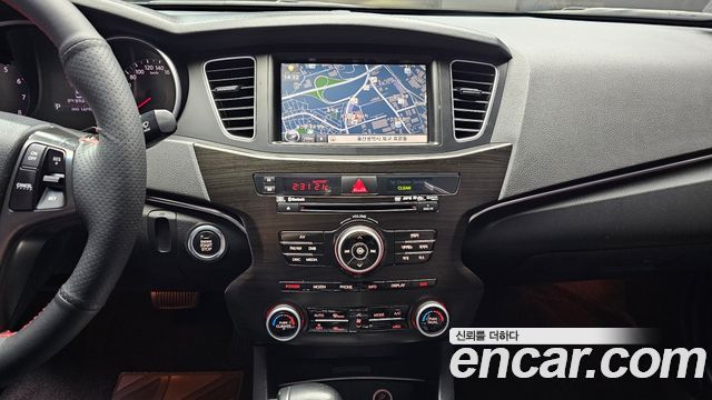 Kia K7 2012 — photo 13