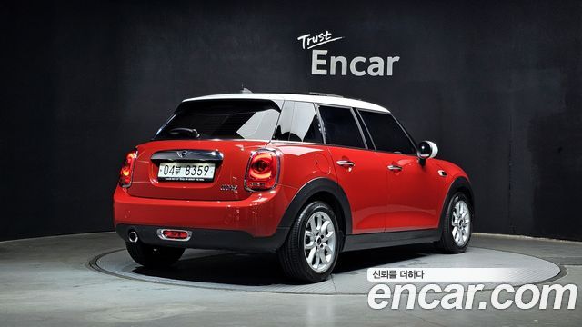 Mini Cooper 2017 — photo 2