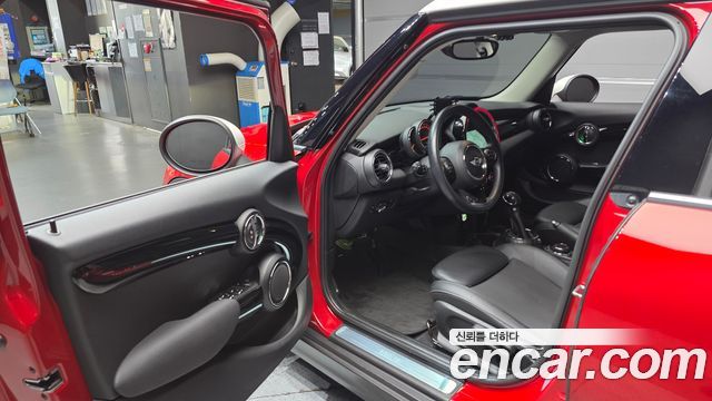 Mini Cooper 2017 — photo 10