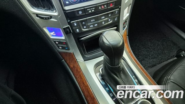 Cadillac CTS 2008 — photo 14