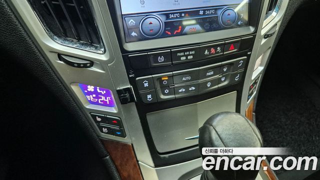 Cadillac CTS 2008 — photo 15