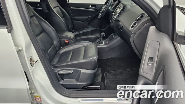 Volkswagen Tiguan 2014 — photo 11