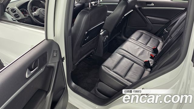 Volkswagen Tiguan 2014 — photo 12