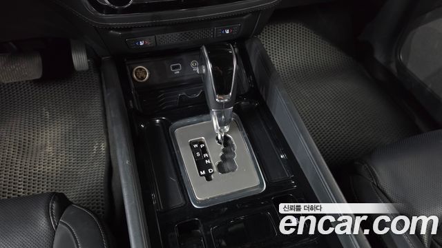 KG Mobility Rexton 2018 — photo 12