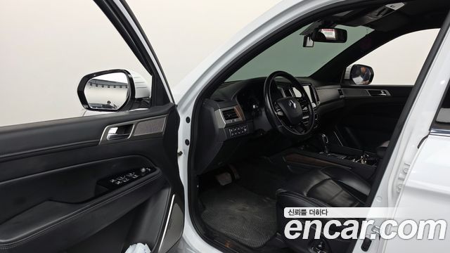 KG Mobility Rexton 2018 — photo 13