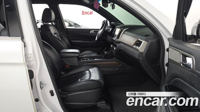 KG Mobility Rexton 2018 — photo 16