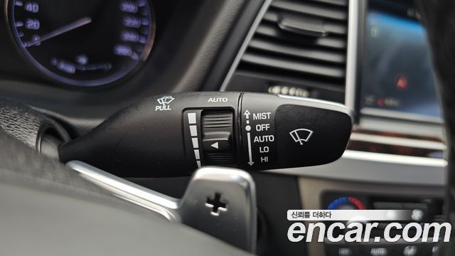 Hyundai Genesis 2016 — photo 16