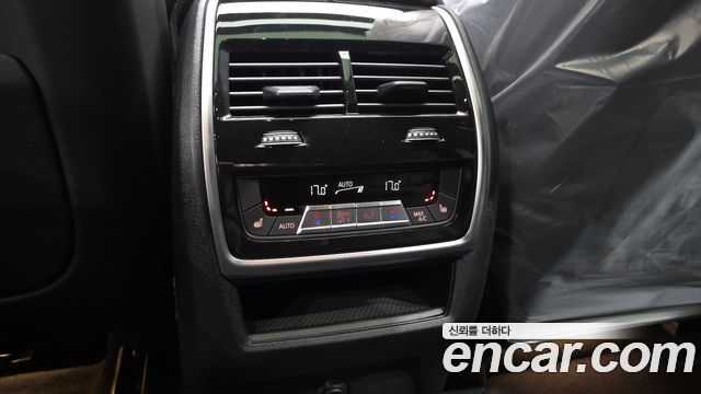 BMW X6 2025 — photo 25
