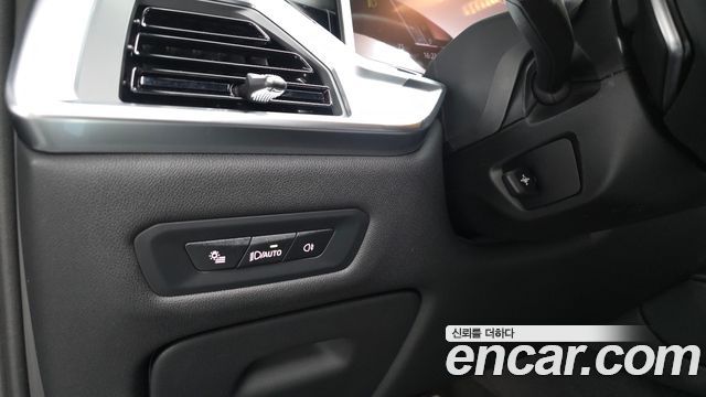 BMW X6 2025 — photo 28