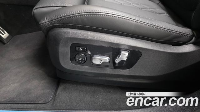 BMW X6 2025 — photo 36