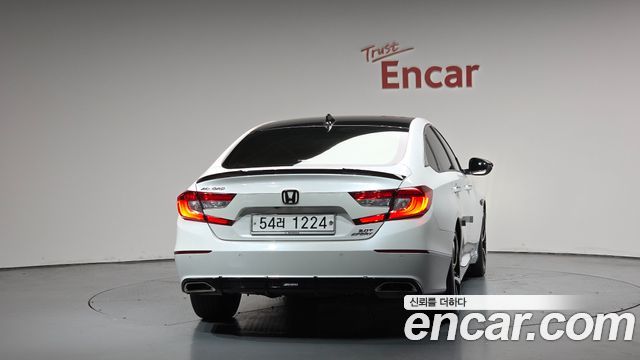 Honda Accord 2018 — photo 4