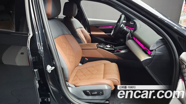 BMW 5-Series 2026 — photo 18