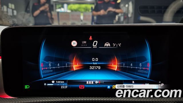 Mercedes-Benz CLA-Class 2025 — photo 11