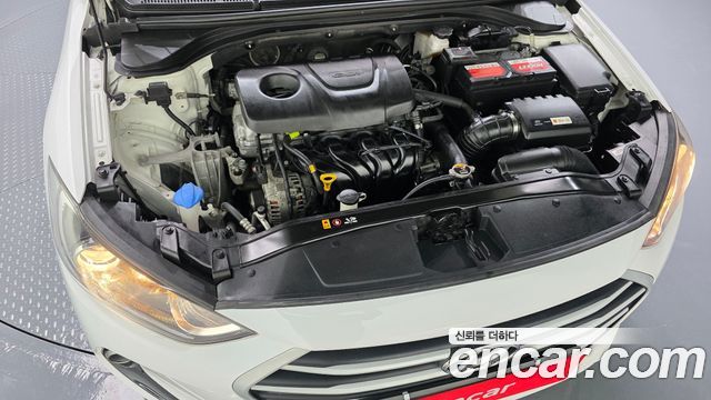 Hyundai AVANTE 2018 — photo 6