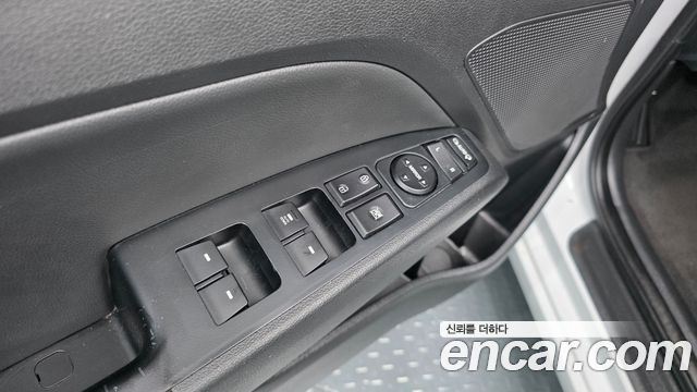 Hyundai AVANTE 2018 — photo 25