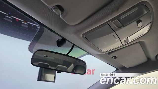 Hyundai AVANTE 2018 — photo 28