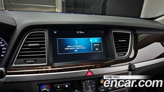 Hyundai Genesis 2016 — photo 21