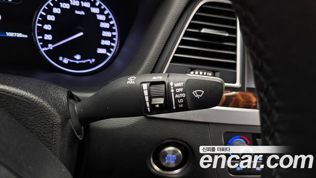 Hyundai Genesis 2016 — photo 25