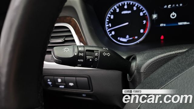 Hyundai Genesis 2016 — photo 26