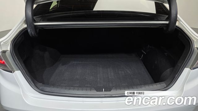 Hyundai Sonata 2018 — photo 25