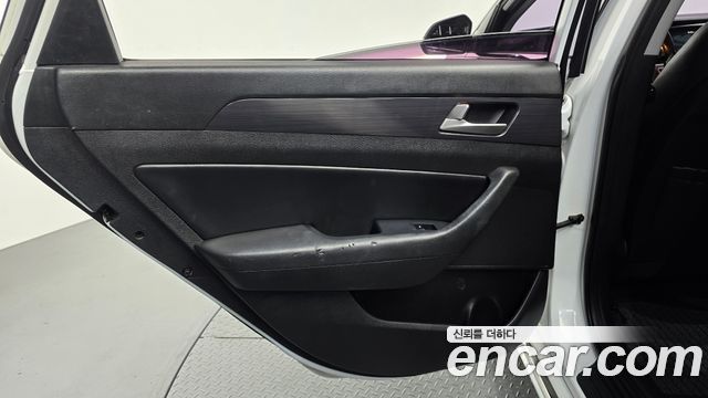 Hyundai Sonata 2018 — photo 15